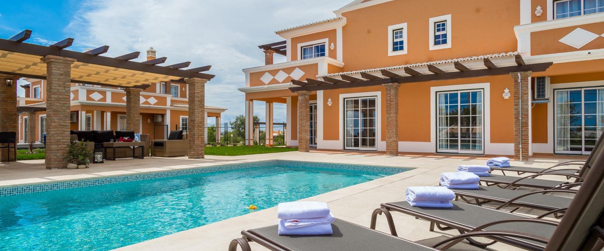 Villas with private pool or apartments . Algarve. Colina Hotels Villas with private pool or apartments . Algarve. Colina Hotels