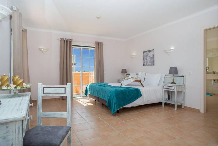 Four deluxe bedroom villa with private pool colina da lapa & villas carvoeiro Four deluxe bedroom villa with private pool colina da lapa & villas carvoeiro