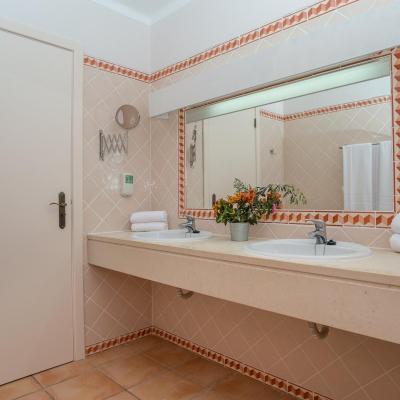 Banheiro  Colina da Lapa & Villas Carvoeiro Banheiro  Colina da Lapa & Villas Carvoeiro